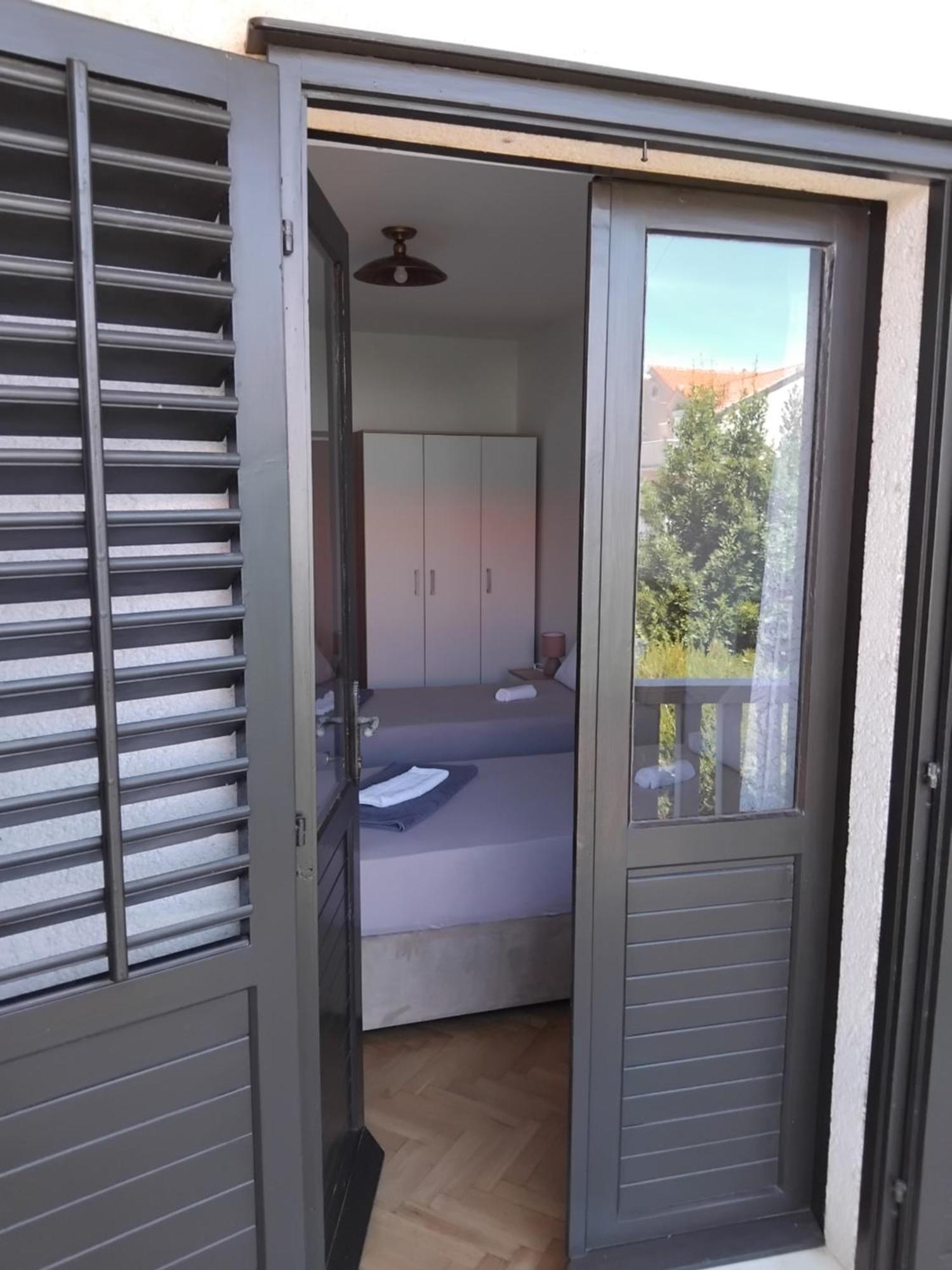 Bed and Breakfast Pansion Drvo Supetar Exterior foto