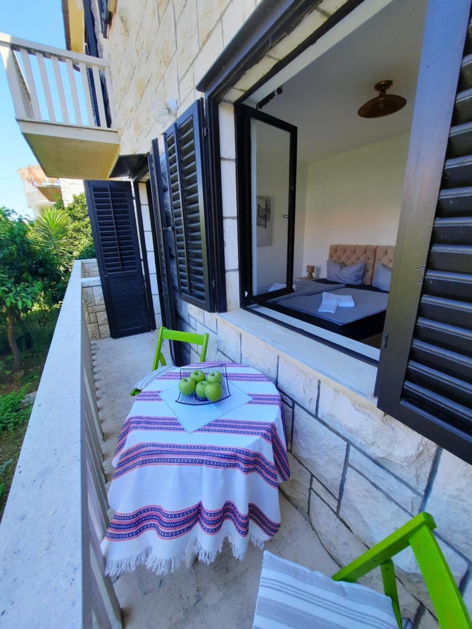 Bed and Breakfast Pansion Drvo Supetar Exterior foto