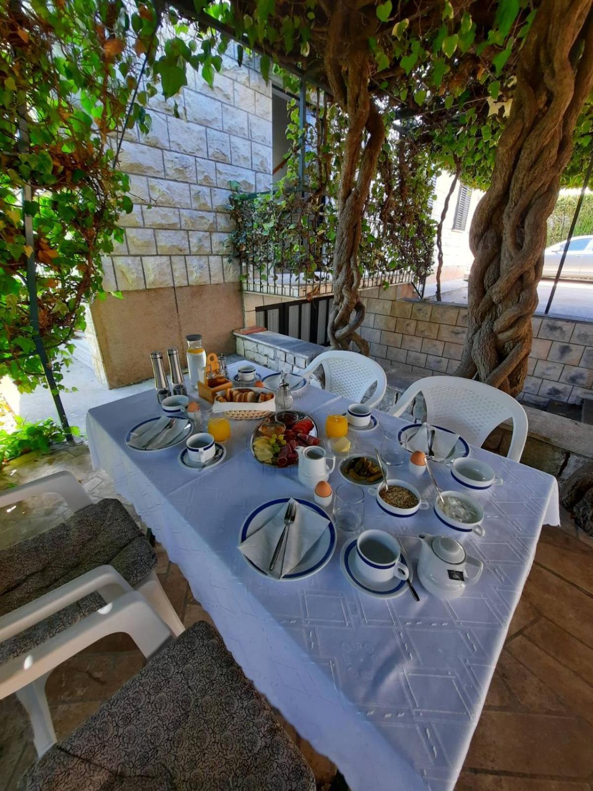 Bed and Breakfast Pansion Drvo Supetar Exterior foto
